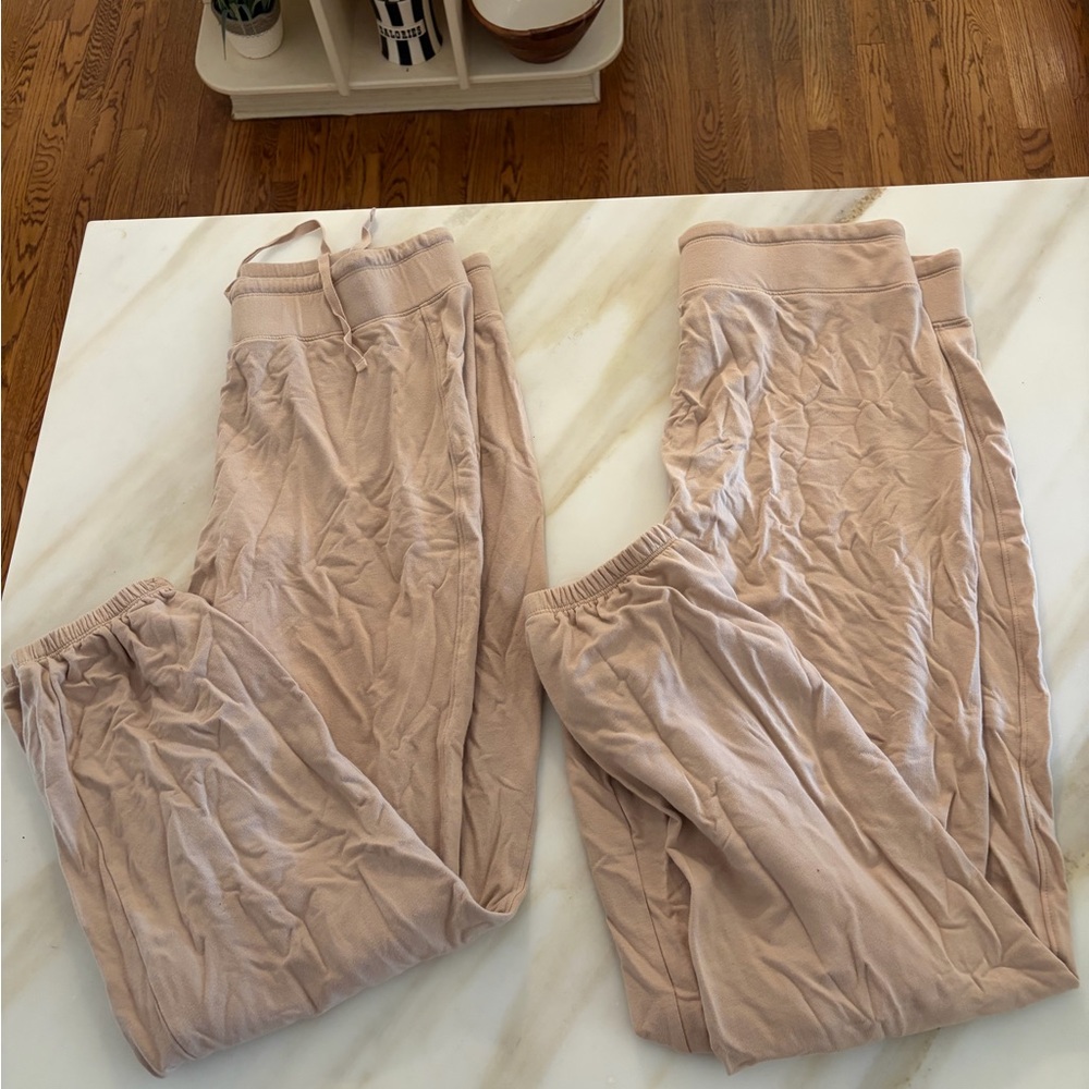Barefoot dreams cozy 2 pairs